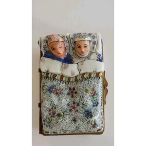 Chantilly Limoges France Porcelain Couple in Bed Hinged Trinket Box c. 1900
